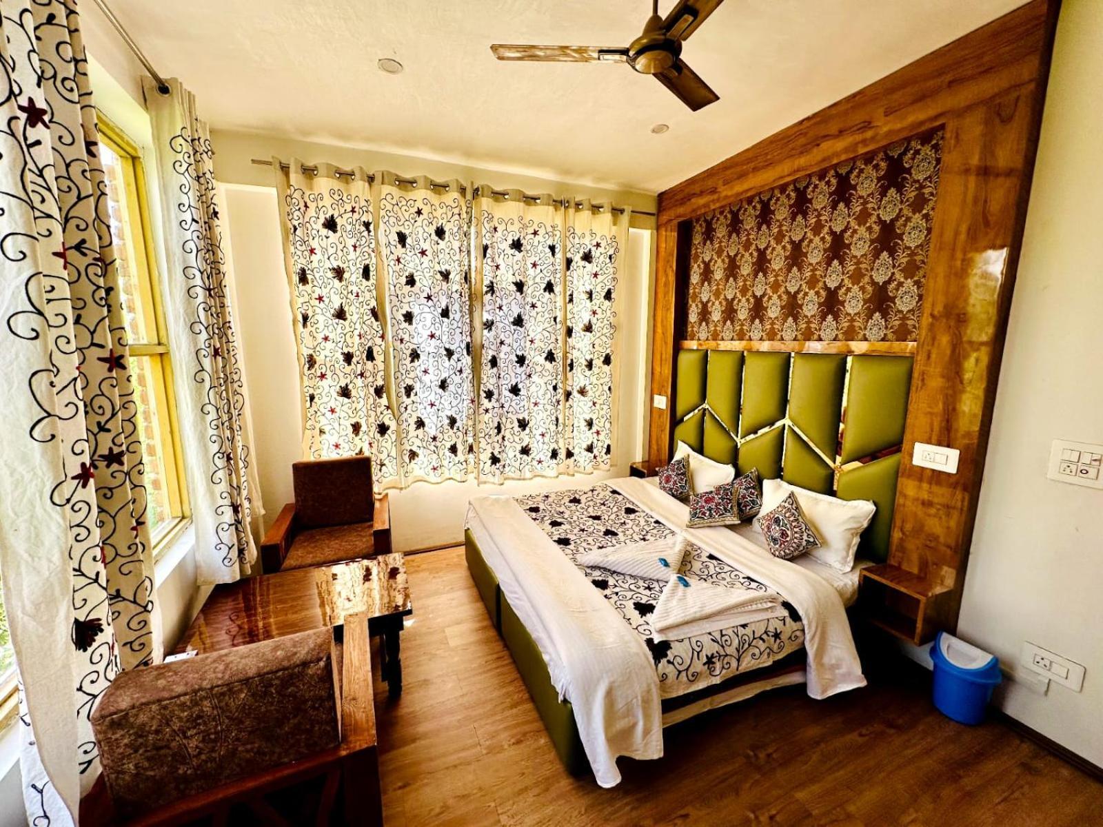 Gulmarg Gs Residency Hotel Exterior foto
