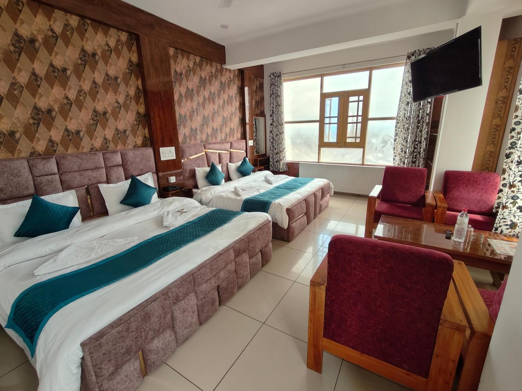 Gulmarg Gs Residency Hotel Quarto foto